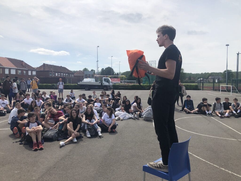 schoolactiviteit briefing