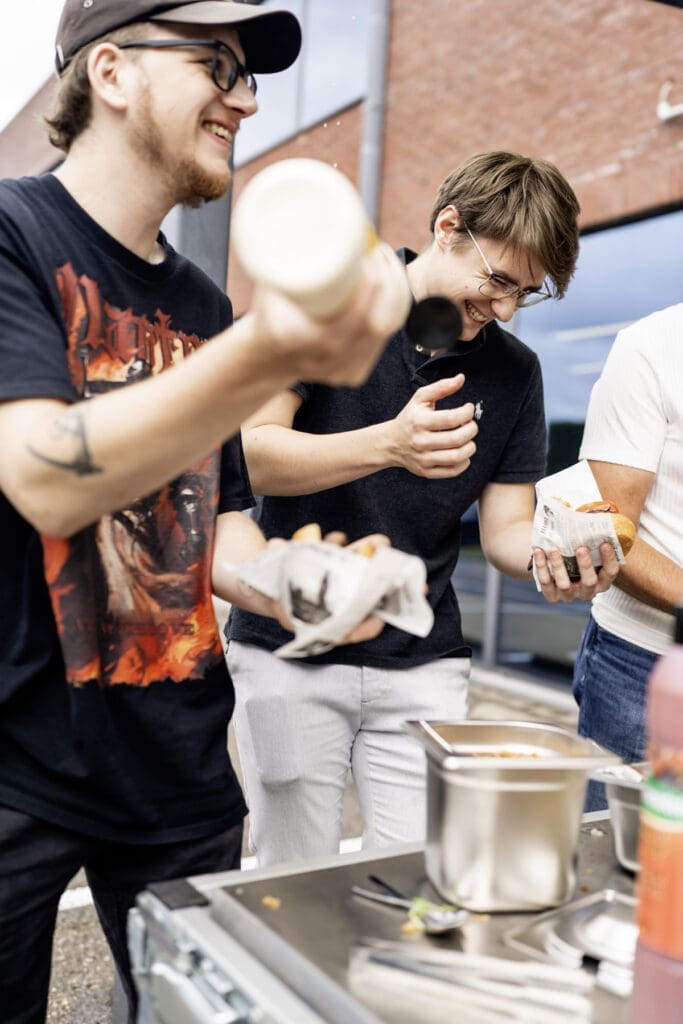 contained bbq 7 Le jeu du barbecue pour les entreprises